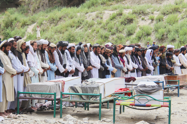 Pakistan launches new airstrikes